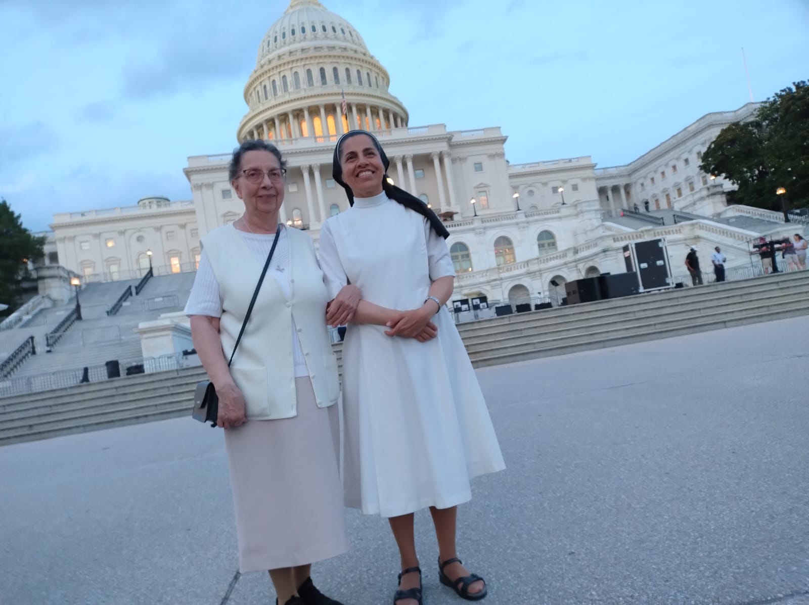 portrait_united_states-rosary-house